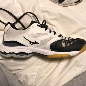 Mizuno Wave Lightning Z3 Volleyball Shoes
